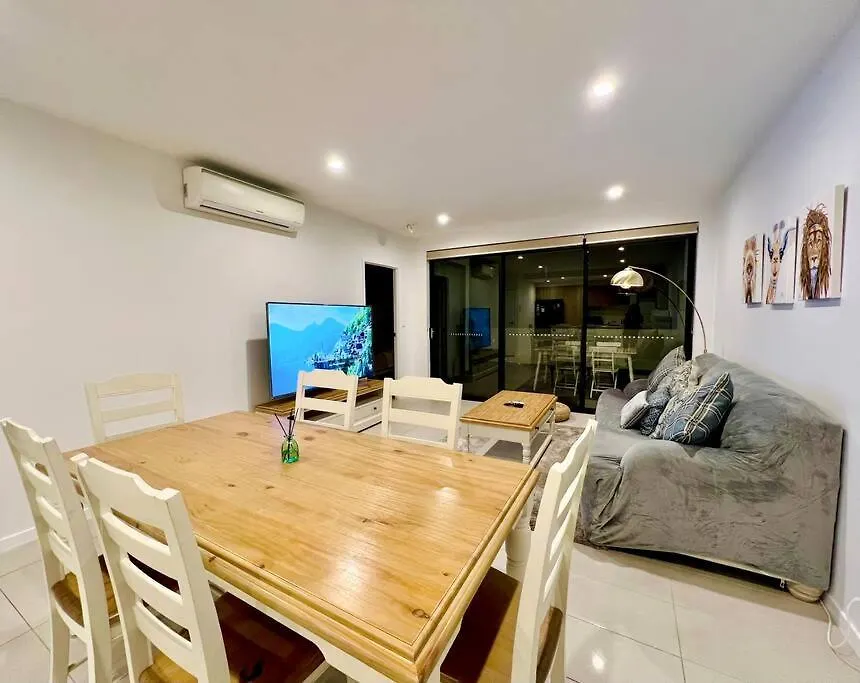 Modern Comfort Near Westfield Brisbane